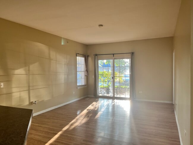 Photo - 3275 Stratford Ct Unit 1B