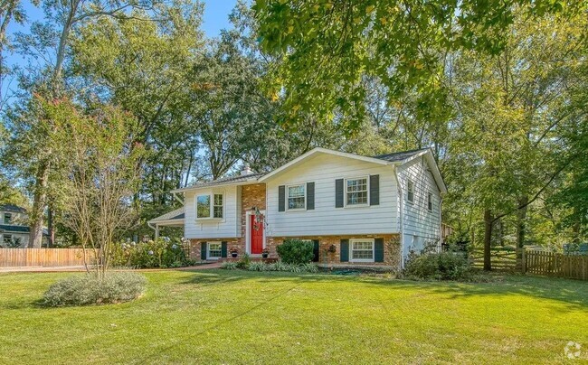 Building Photo - 8719 Badger Dr Rental