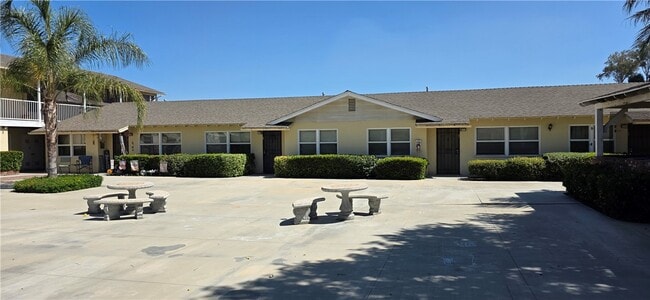 Photo - 2301 N Mountain Dr Unit 23