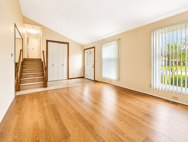 1329 Elm Dr
