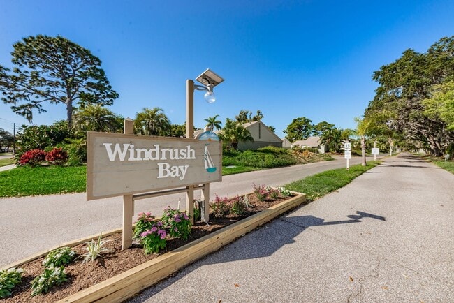 Photo - 645 Windrush Bay Dr