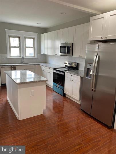 Photo - 2831 Aramingo Ave