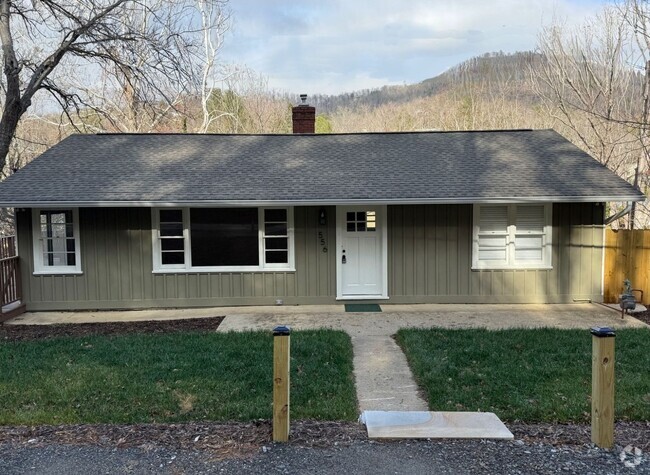 Building Photo - North AVL - Renovated Farmhouse with Bonus...