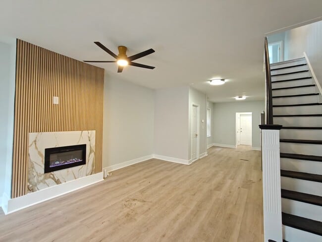Building Photo - 223 N 58th St