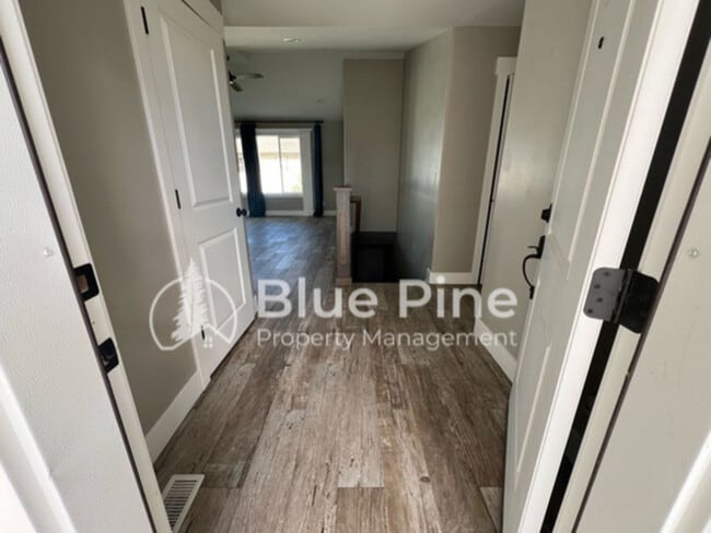 Photo - 3755 Harrington Rd