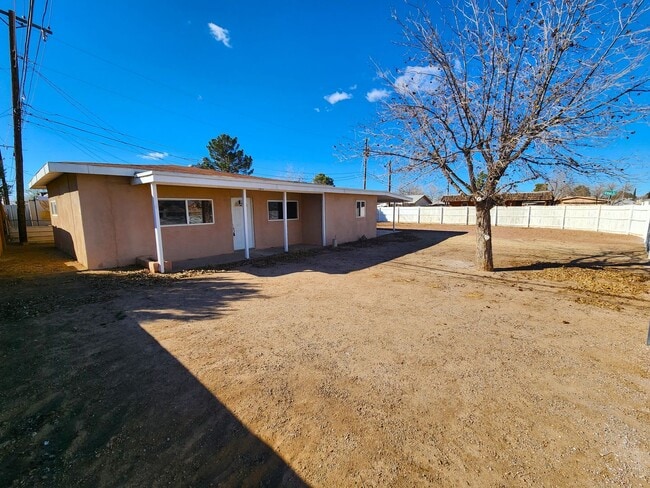 Photo - 1417 Fifth St.