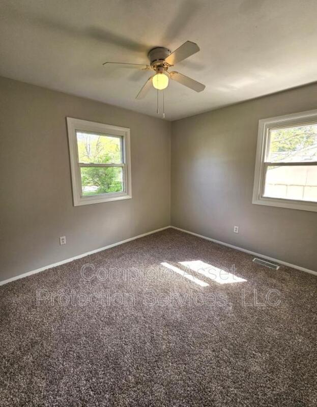 Photo - 412 Nantucket Rd