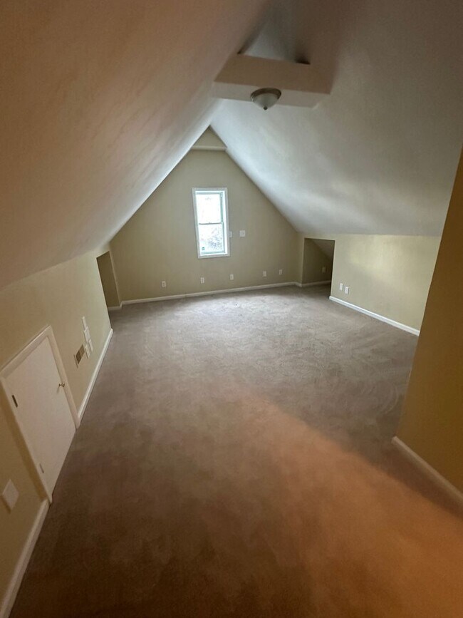 Photo - 3 bed 1 bath