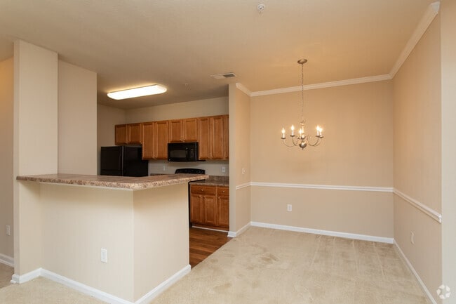 1HAB, 1BA - 943ASF - Walden at Oakwood