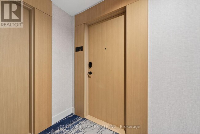 Photo - 333 Sunseeker Ave Unit 201