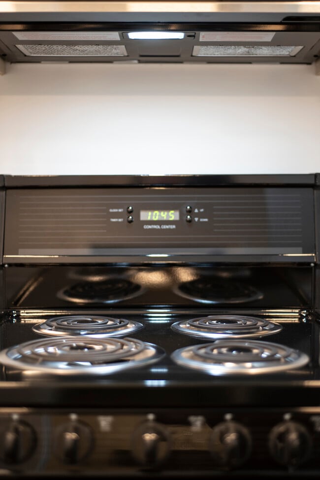 Photo - Riverway Apartments