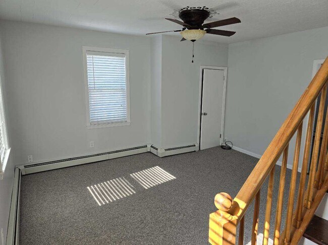 Photo - 388 Snell St Unit Second Floor