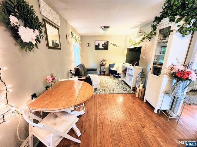 Photo - 274 Franklin Turnpike Unit Garage Apart