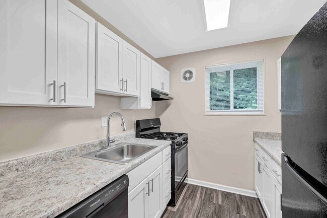 Photo - Fairmont Gardens