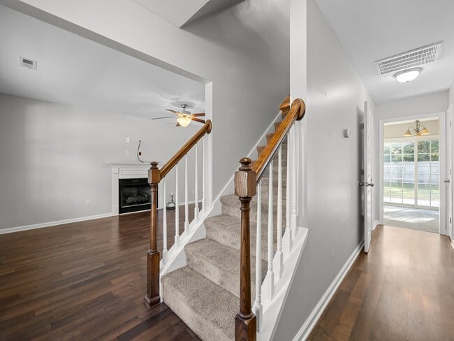 Photo - Welcome to Clymer Court!