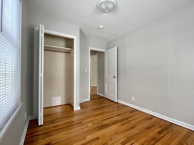 Photo - Cute 2 Bedroom Bungalow