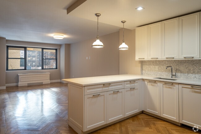 Photo - Yorkshire Towers