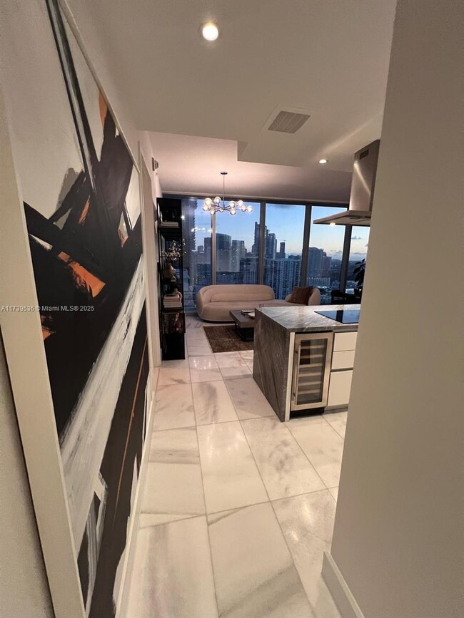 Building Photo - 700 NE 26th Terrace Unit 2805 Rental