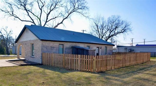 Photo - 109 S Broadway St