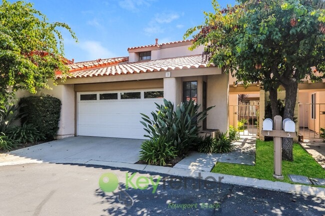 Building Photo - SOPHISTICATED FAMILY SANCTUARY IN COVETED ... Rental