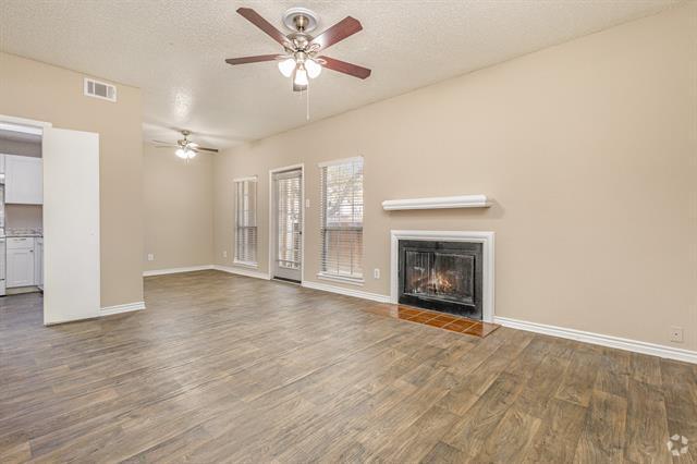 Building Photo - 3643 W Northgate Dr Rental
