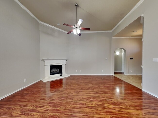 Photo - 6204 Kristen Dr