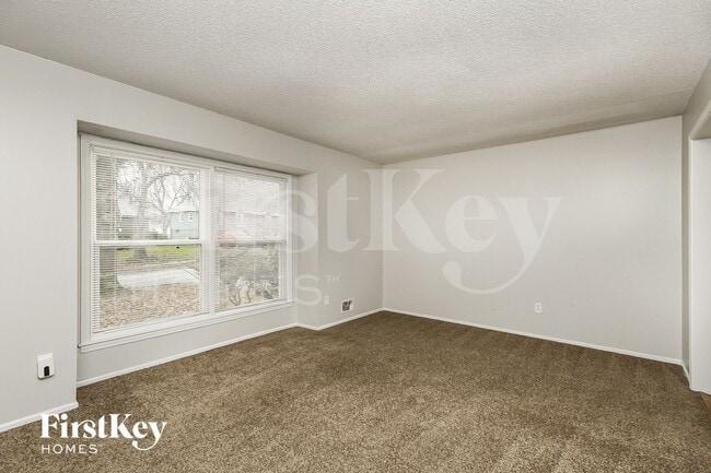 Photo - 11943 Manchester Ave