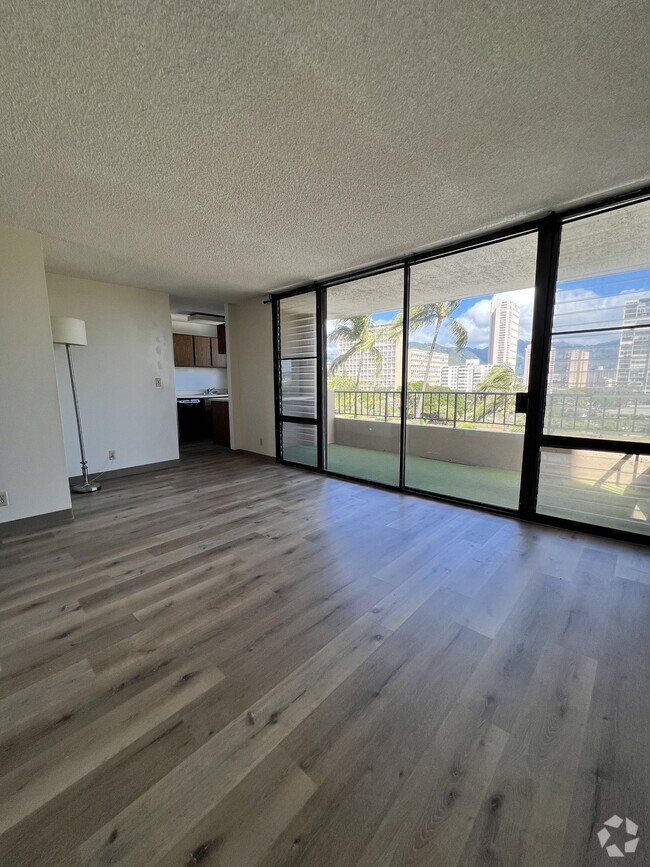 Building Photo - 2121 Ala Wai Blvd Rental