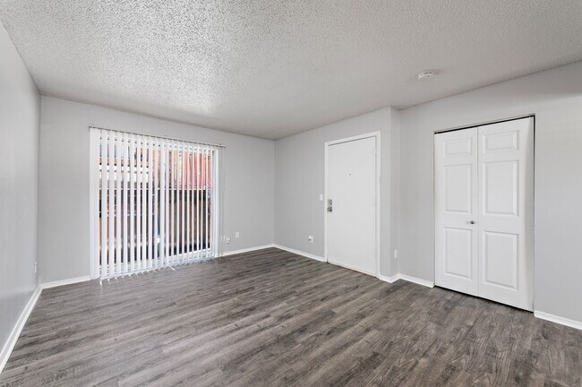 Photo - BALTIMORE PLAZA