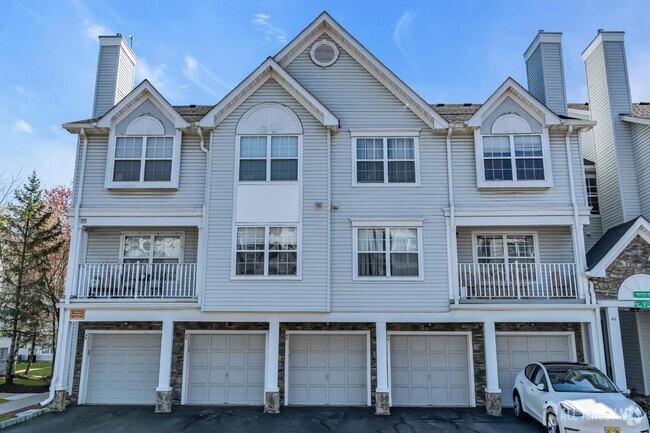 Building Photo - 46 Prestwick Way Rental