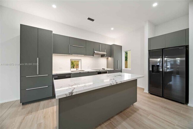 Photo - 3437 NW 9th Ct