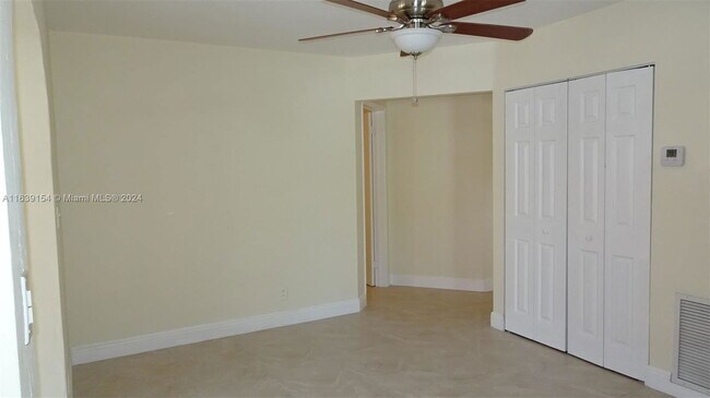 Photo - 226 NE 25th Ave Unidad 226C