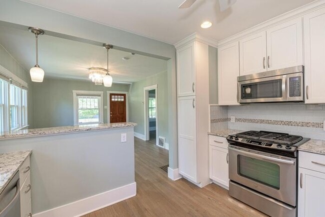 Photo - 3738 Zenobia St