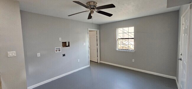 Photo - 1434 Avenue A