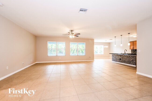 Photo - 1143 SW 47th St