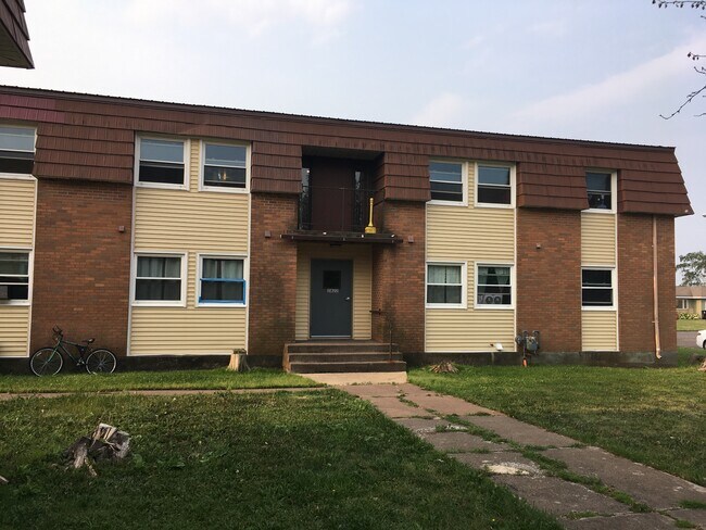 Photo - 2820 John Ave Unit 3