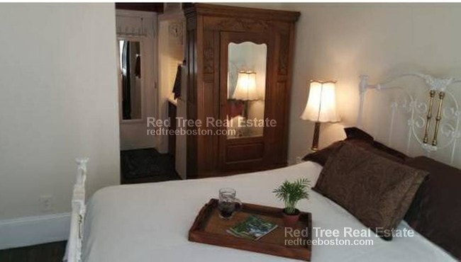 Photo - 37 Bay State Rd Unit 5