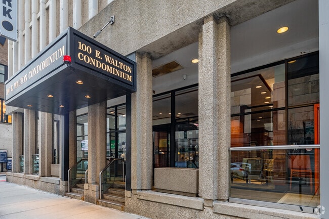 Photo - Walton Colonnade