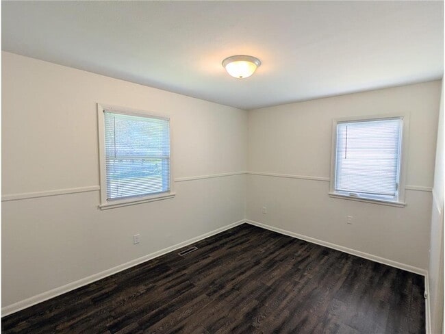 Photo - 1326 Clarence St