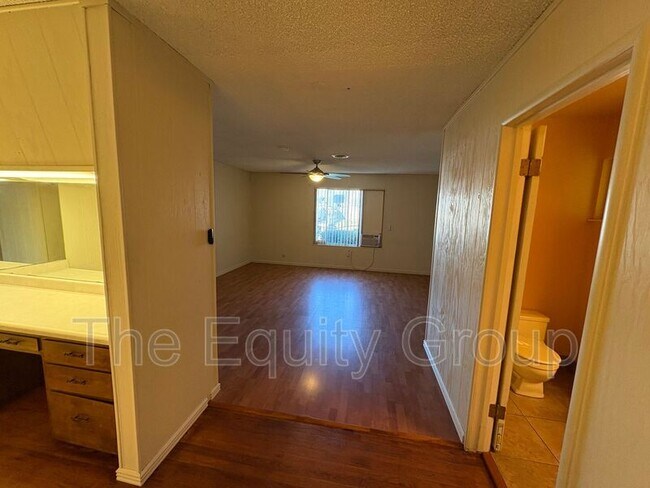 Photo - 1413 W Cambridge Ave