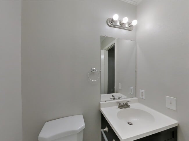 Photo - 4227 Burkegate Dr