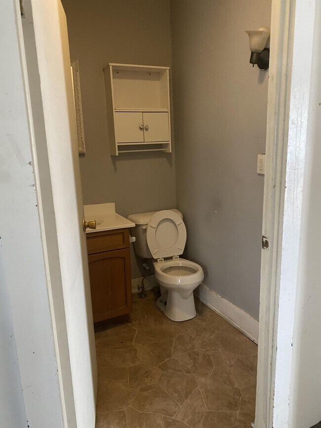 Photo - 1317 S 28th St