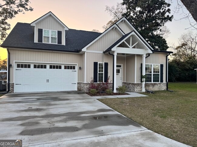 Photo - 410 N Caswell St