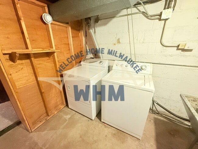 Photo - 1120 S 114th St