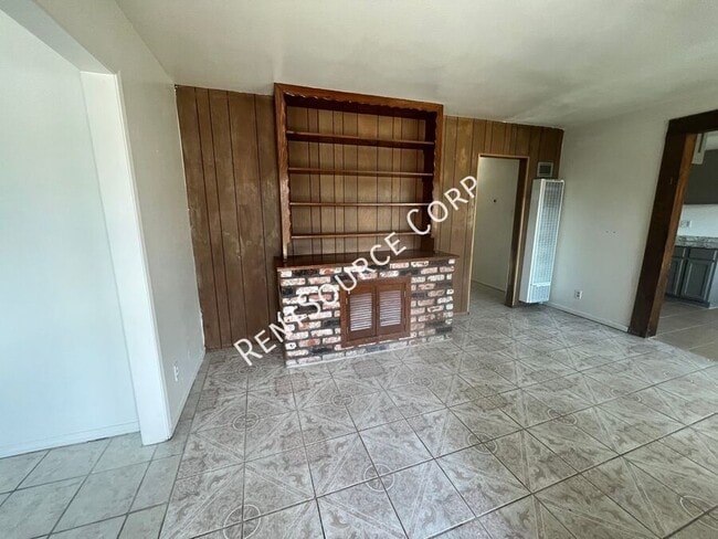 Photo - 25522 Anderson Ave