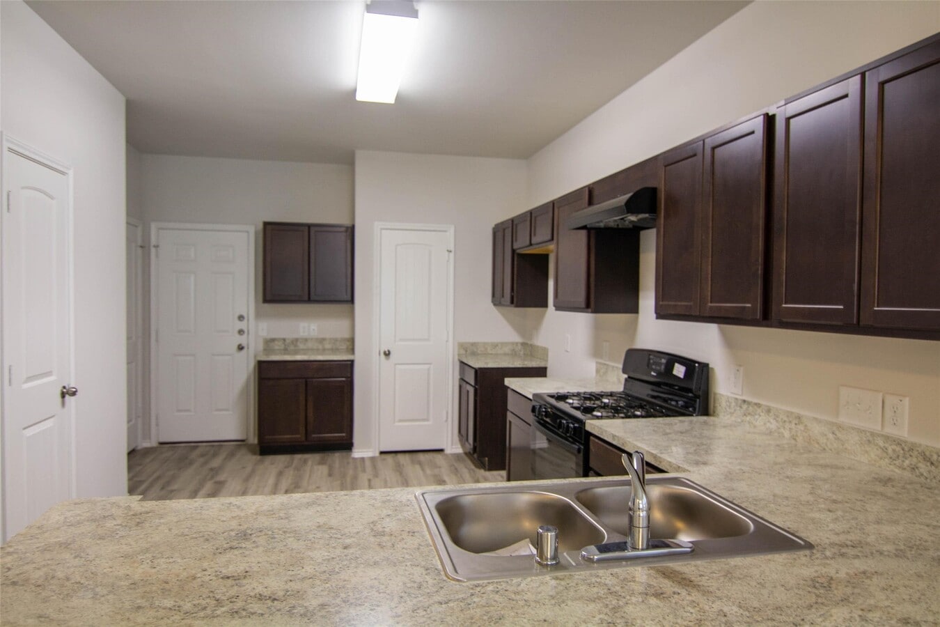 Photo - 5642 Hawksbury Creek Trail