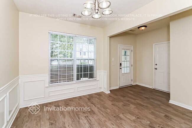 Photo - 3755 Shenfield Dr