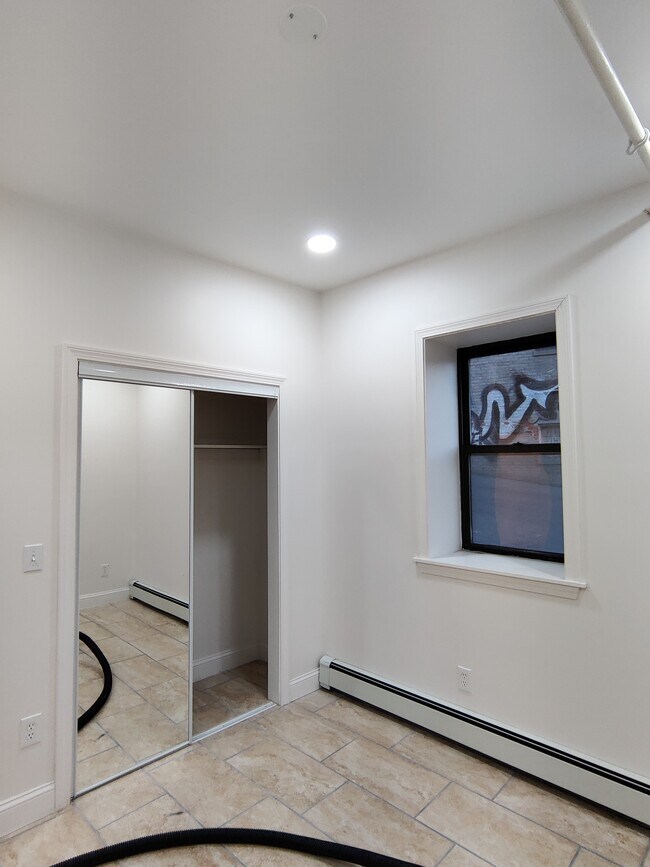 Photo - 27 Egremont Rd Unidad 1