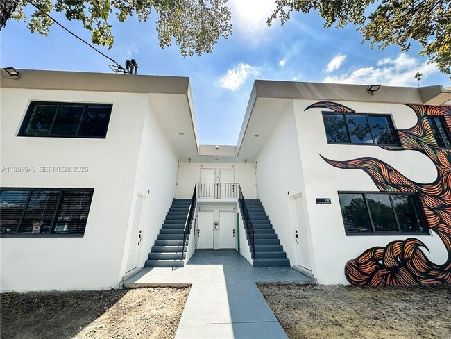 Photo - 190 NW 69th St Unidad 3