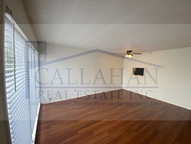Photo - Mid Town 1 Bedroom
